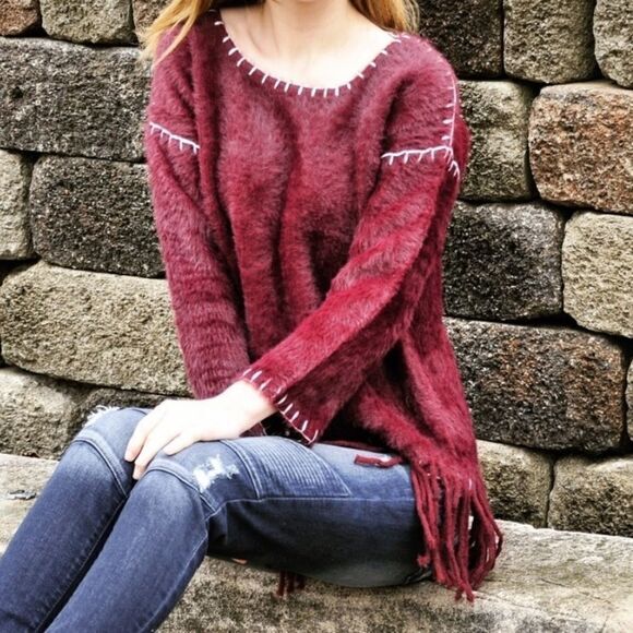 ‎Fuzzy Fringe Sweater - Picture 1 of 8